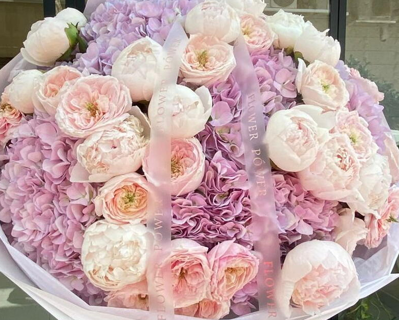 Hydrangea Rose Peony Mix